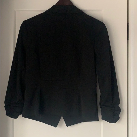 Express 2 button Blazer, black, size 6 - Picture 5 of 5
